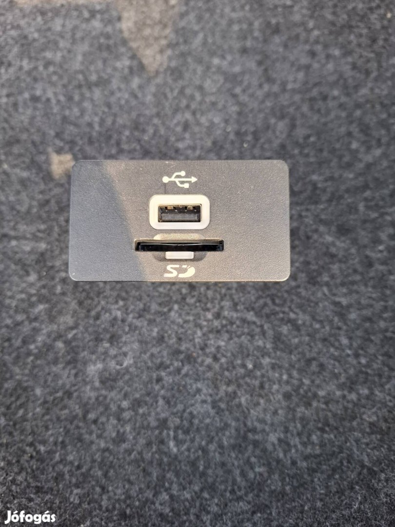 Ford sync 2 fejegység 