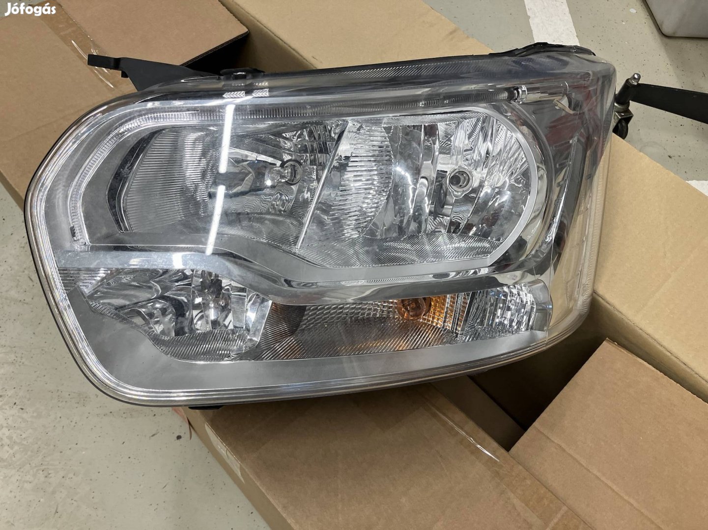 Ford transit fényszóró
