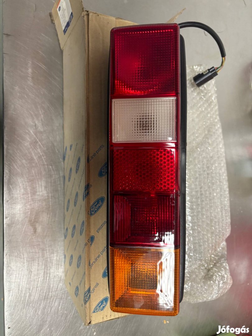 Ford transit platós hátsó lámpa komplett