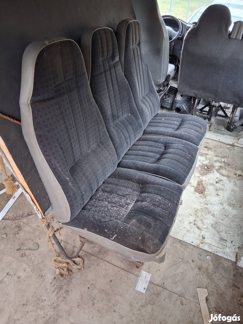 Ford transit ülések eladoak 