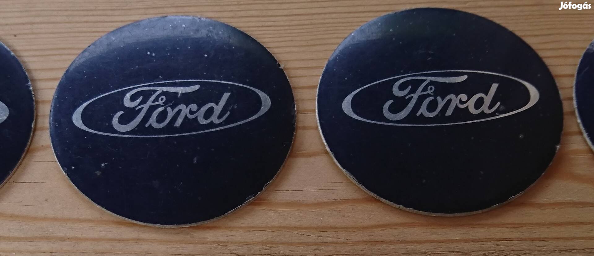 Ford új öntapadós embléma garnitúra eladó. 