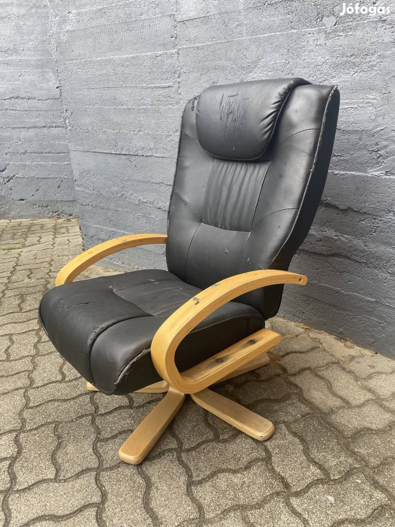 Forgó, lenyitható szék, felújítandó 
