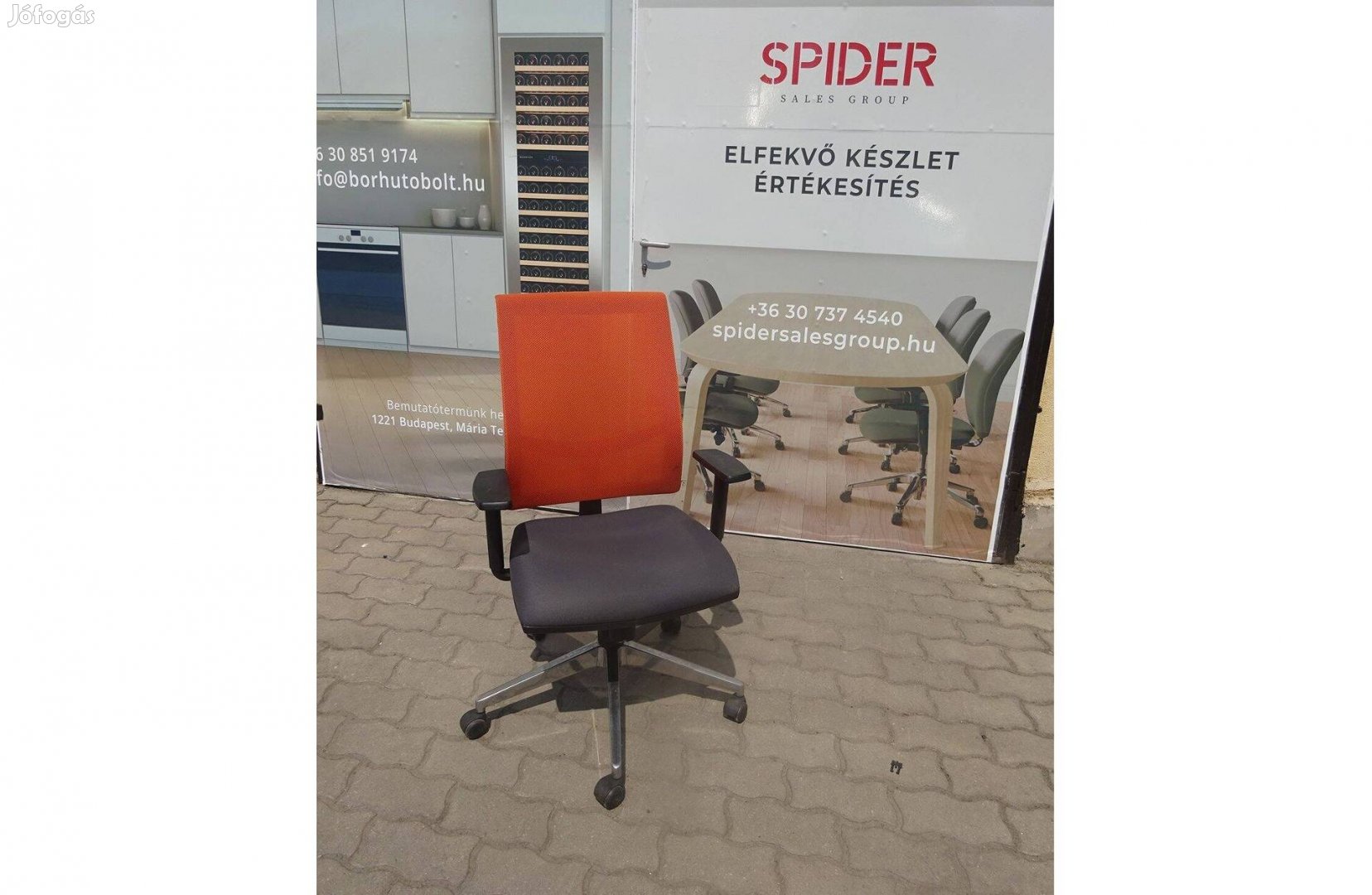 Forgószék, gurulós szék narancssárga színű - használt irodabútor