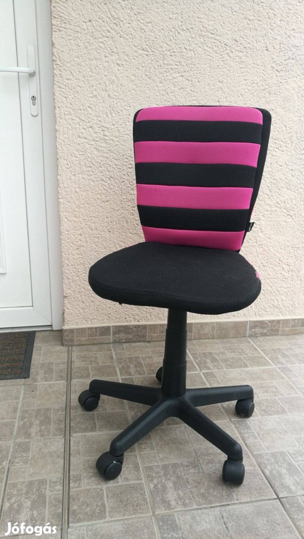 Forgószék ifjúsági
