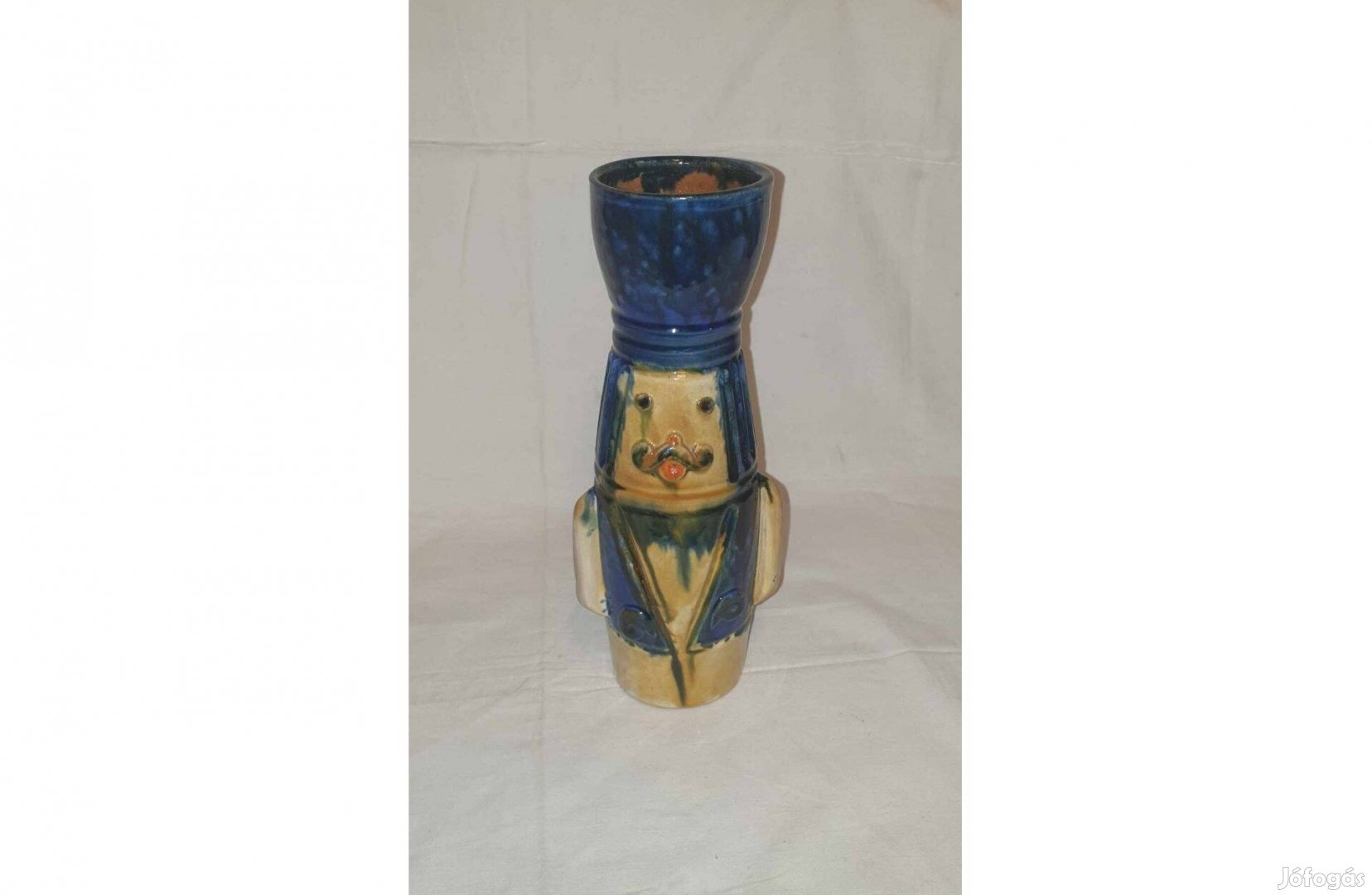 Fórizsné Sárai Erzsébet figurális kerámia váza