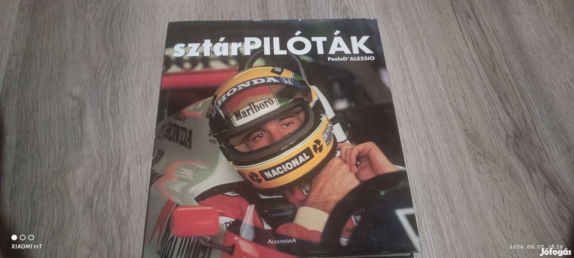 Forma 1 rajongók ritka könyve Sztárpilóták. Gyűjtői. Posta 