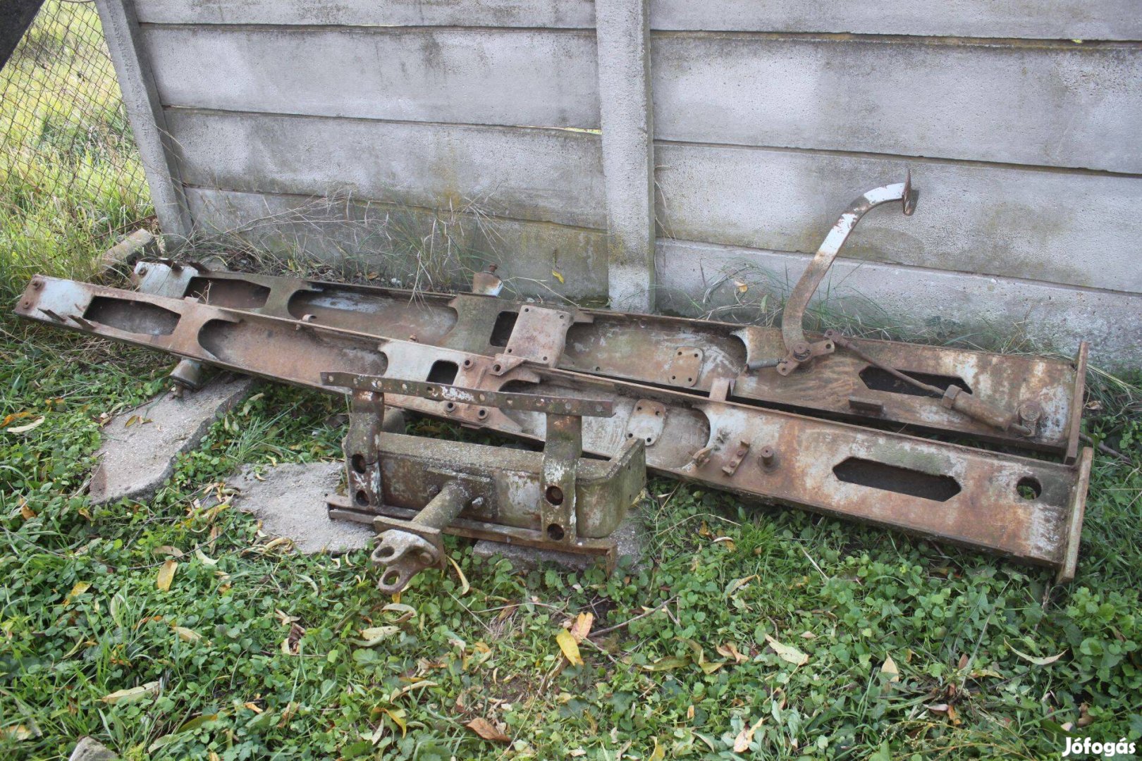 Fortschritt ZT303 traktor alváz