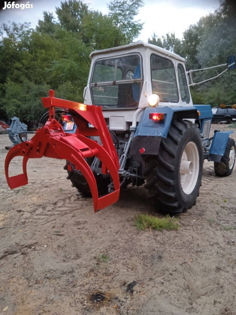 Fortschritt zt 303 d traktor erdészeti rönkfogóval eladó!