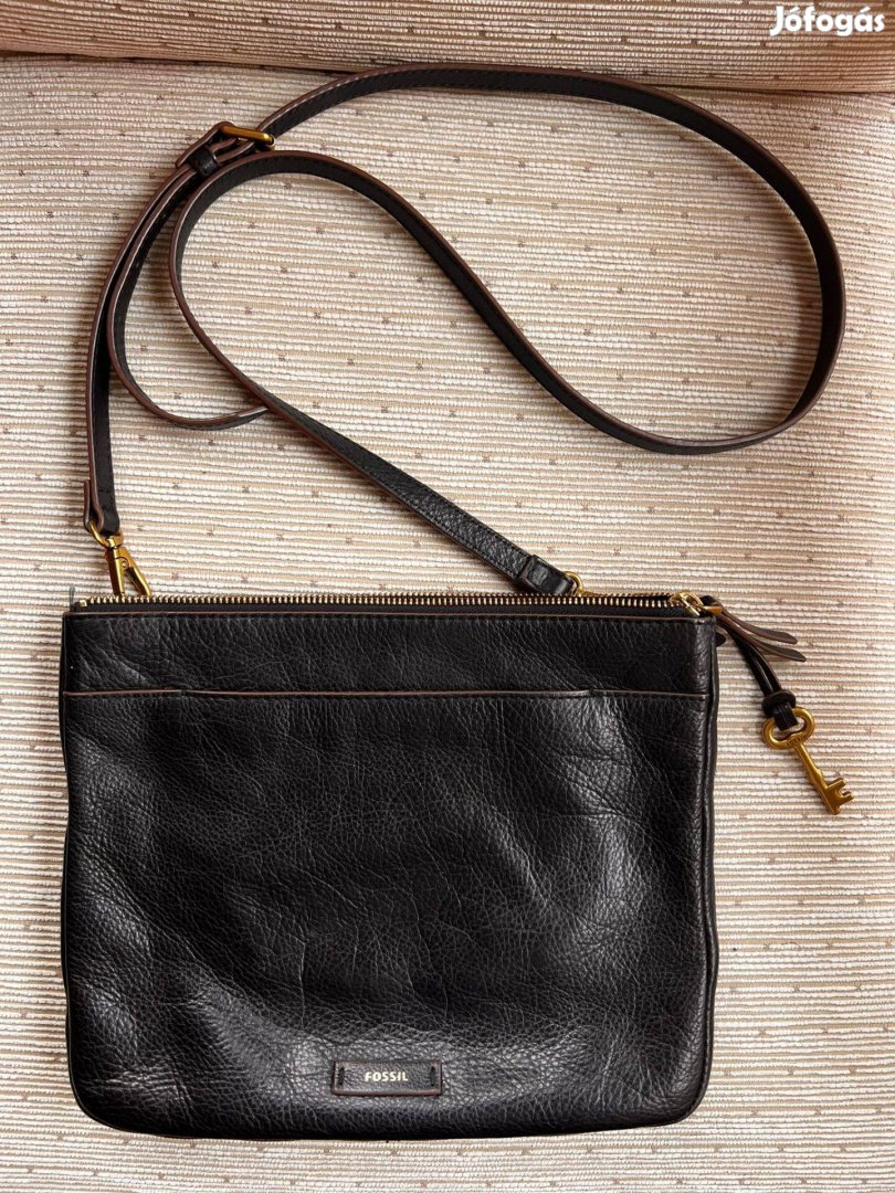 Fossil fekete bőrtáska