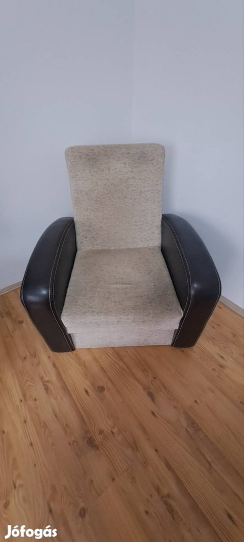 Fotel Szép Állapotban
