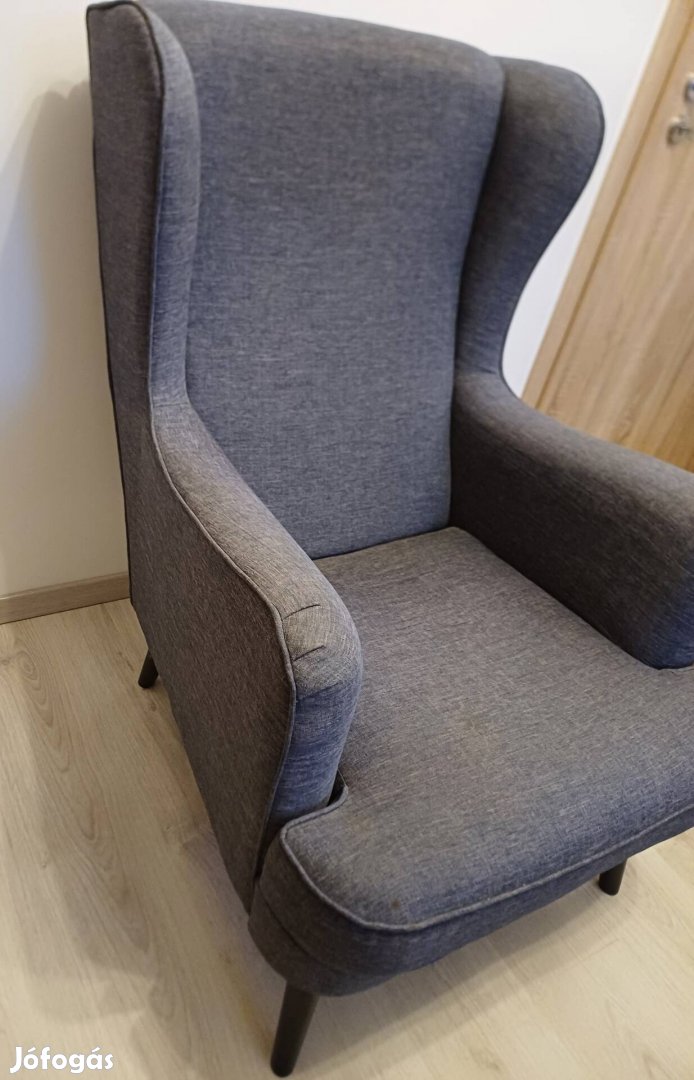 Fotel lábzsámoly