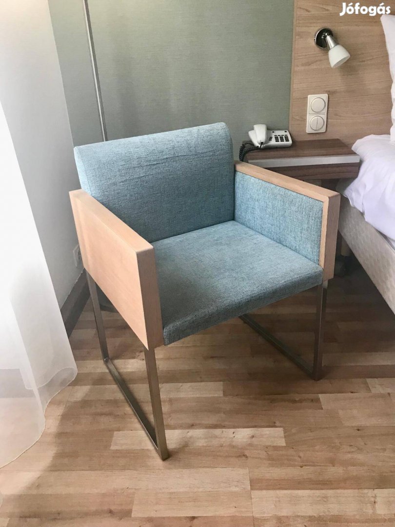 Fotel, szék csillár hotel átalakításból