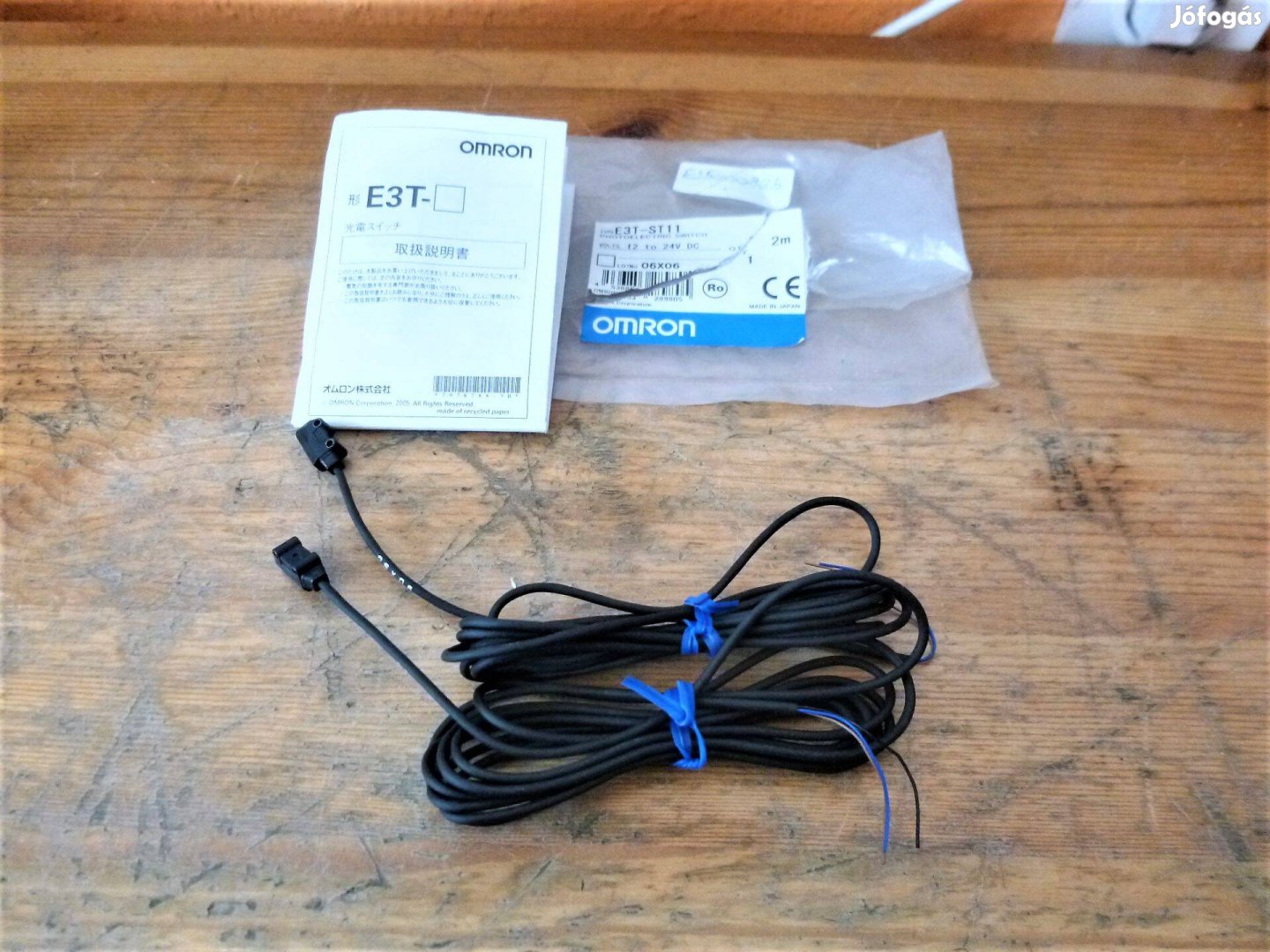 Fotoelektromos érzékelő szenzor adó-vevő új Omron 5439