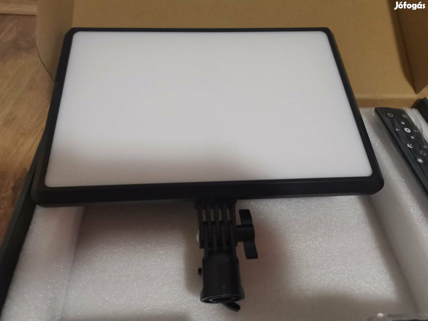 Fotós LED lámpa állvánnyal, távirányítóval Új!