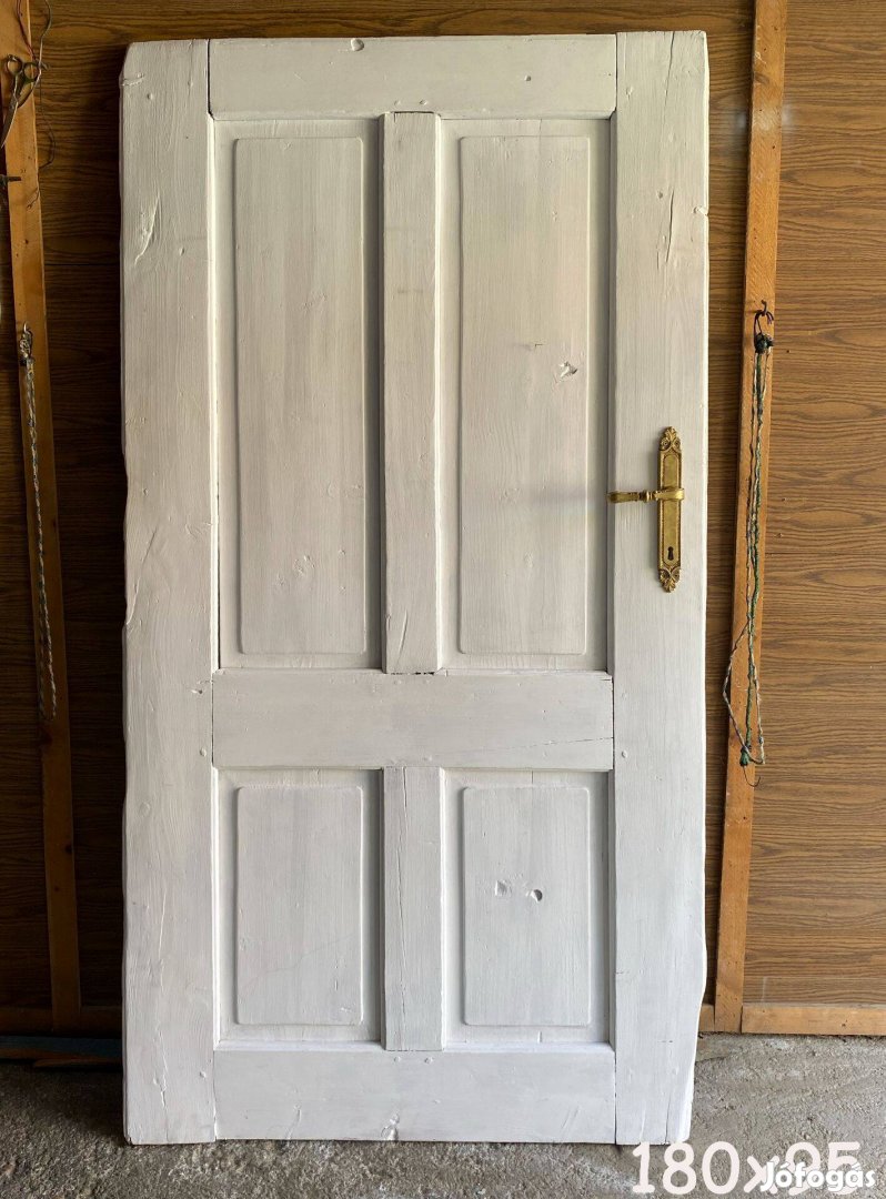 Fotós dekoráció - régi ajtó