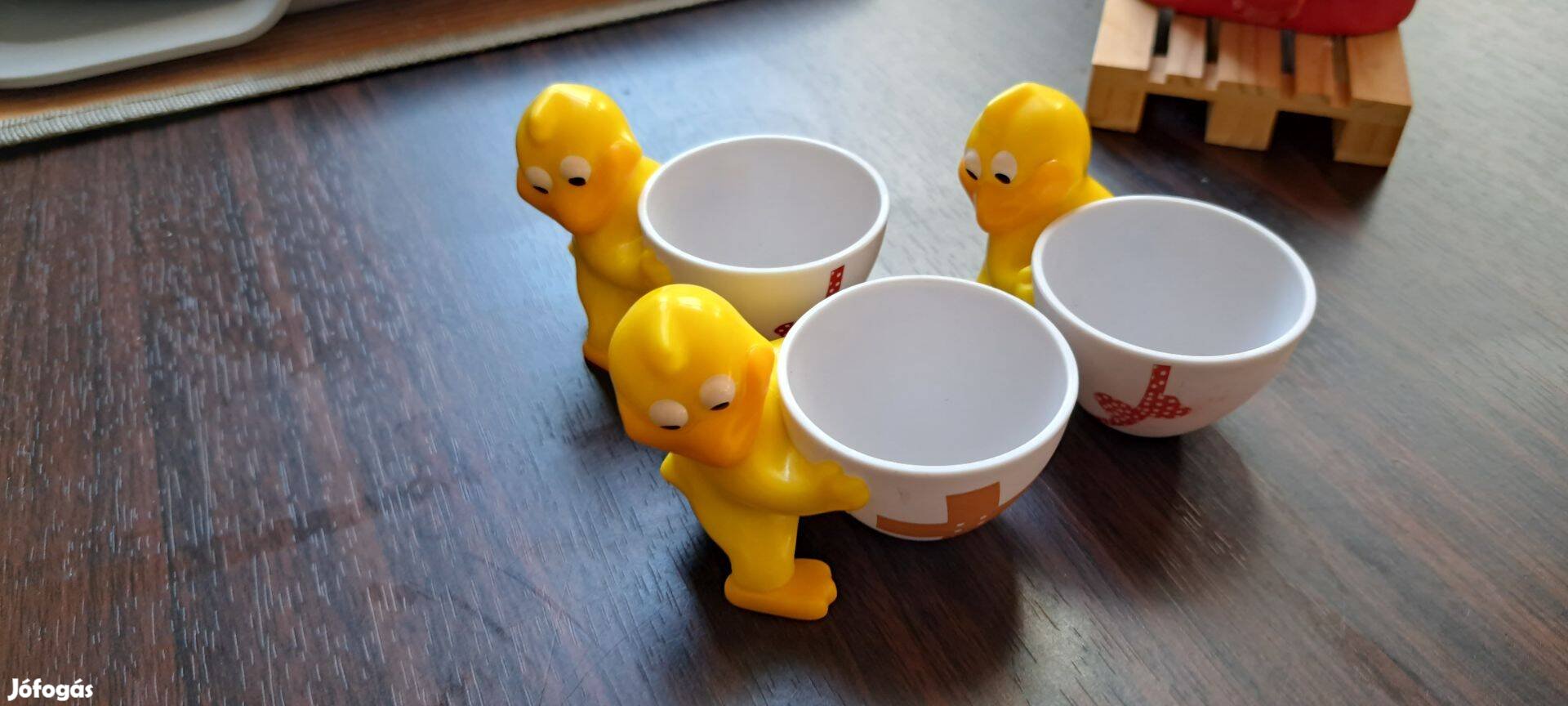 Főtt tojás tartó poharak