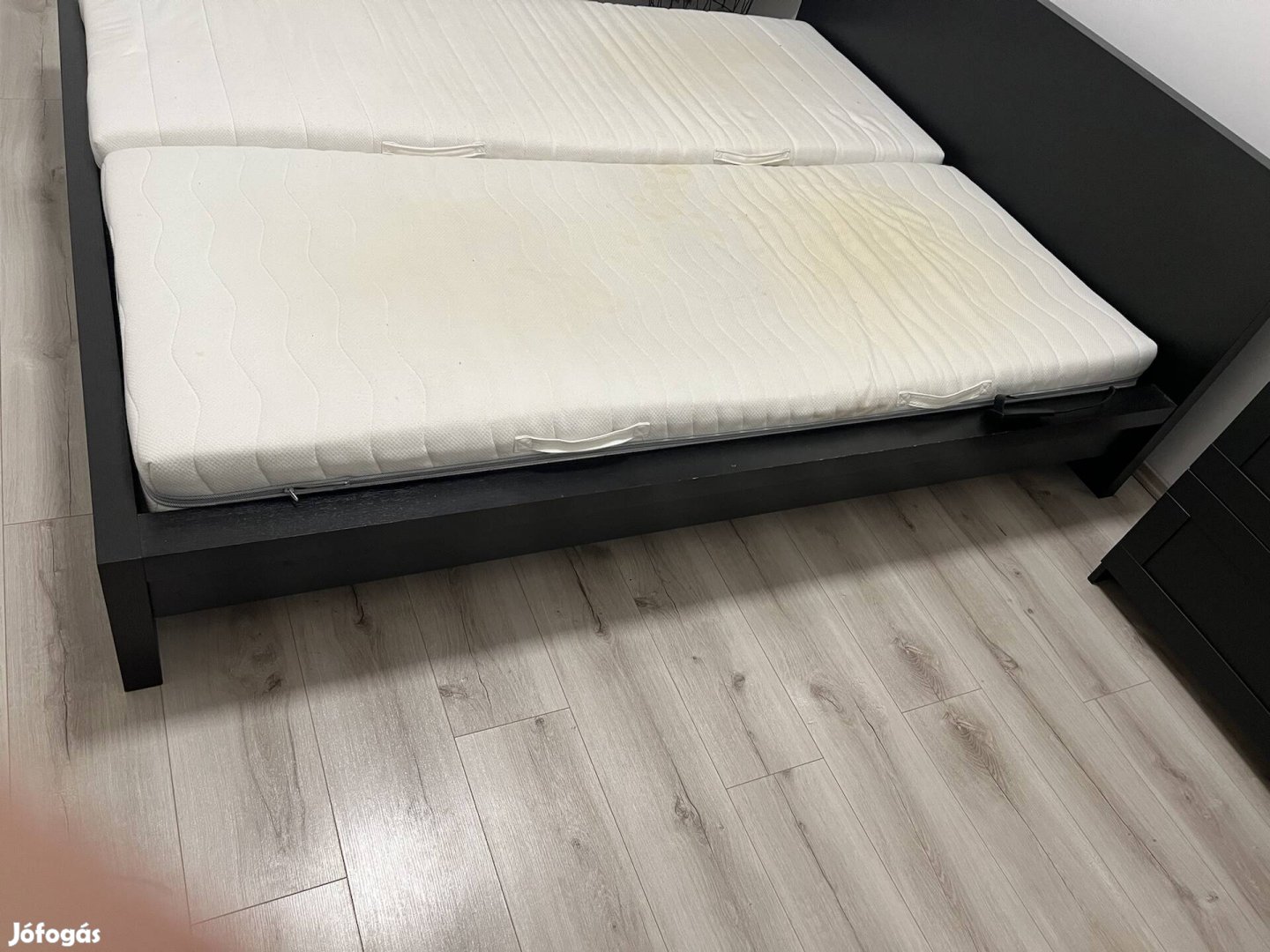 Francia ágy Ikea Malm elektromos matrac mozgatóval