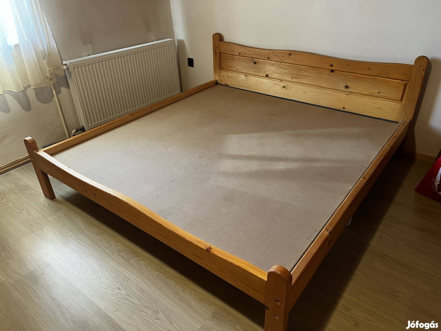 Francia ágy eladó 180x190 méretben 