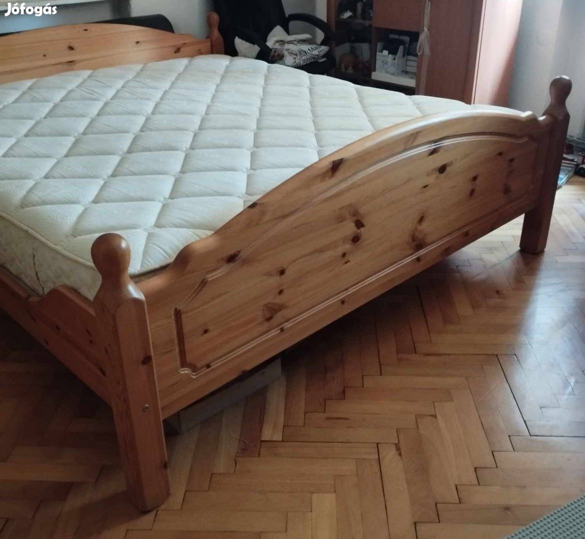 Francia ágy matraccal eladó!