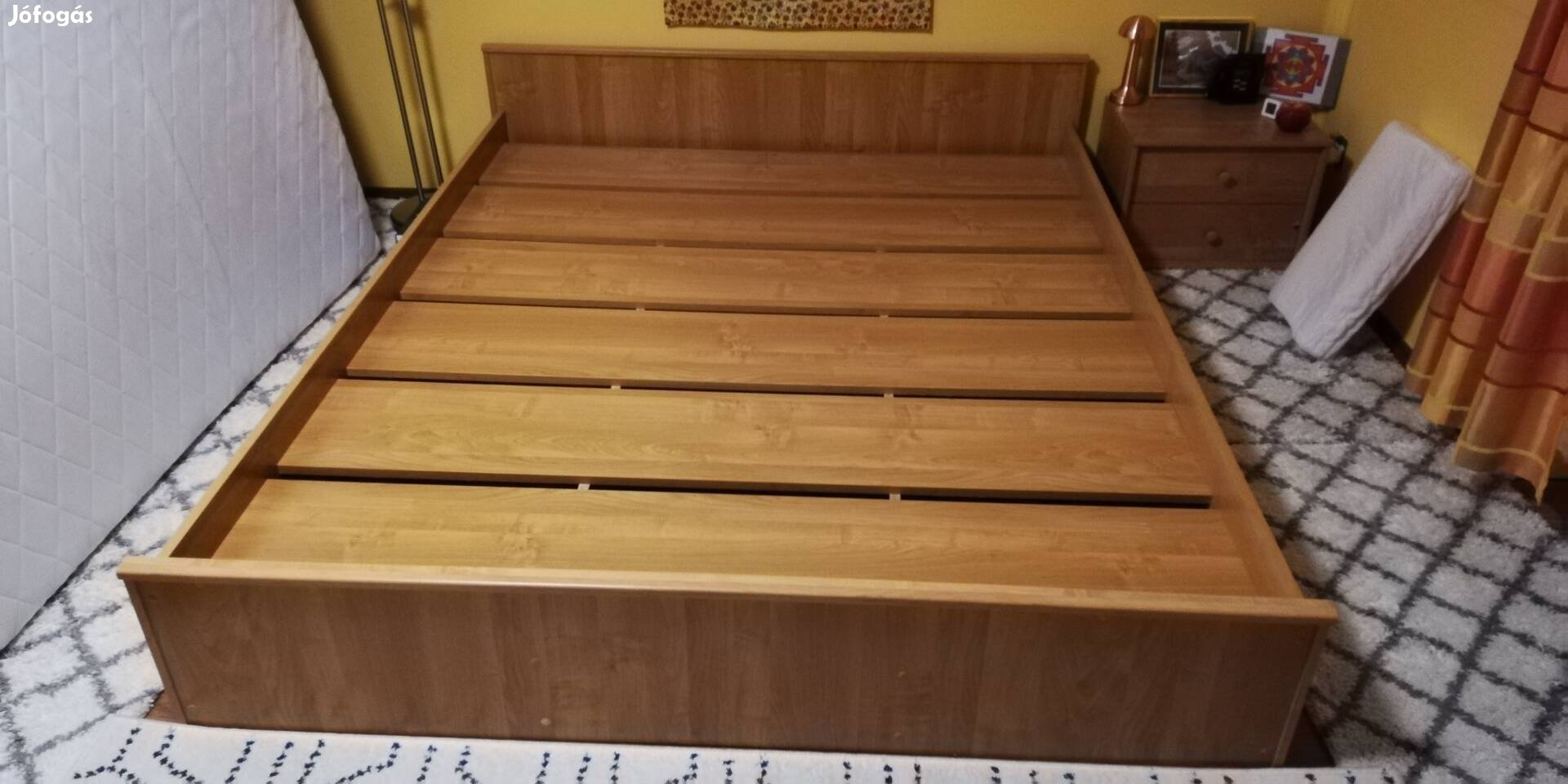 Franciaágy Matraccal 160x200