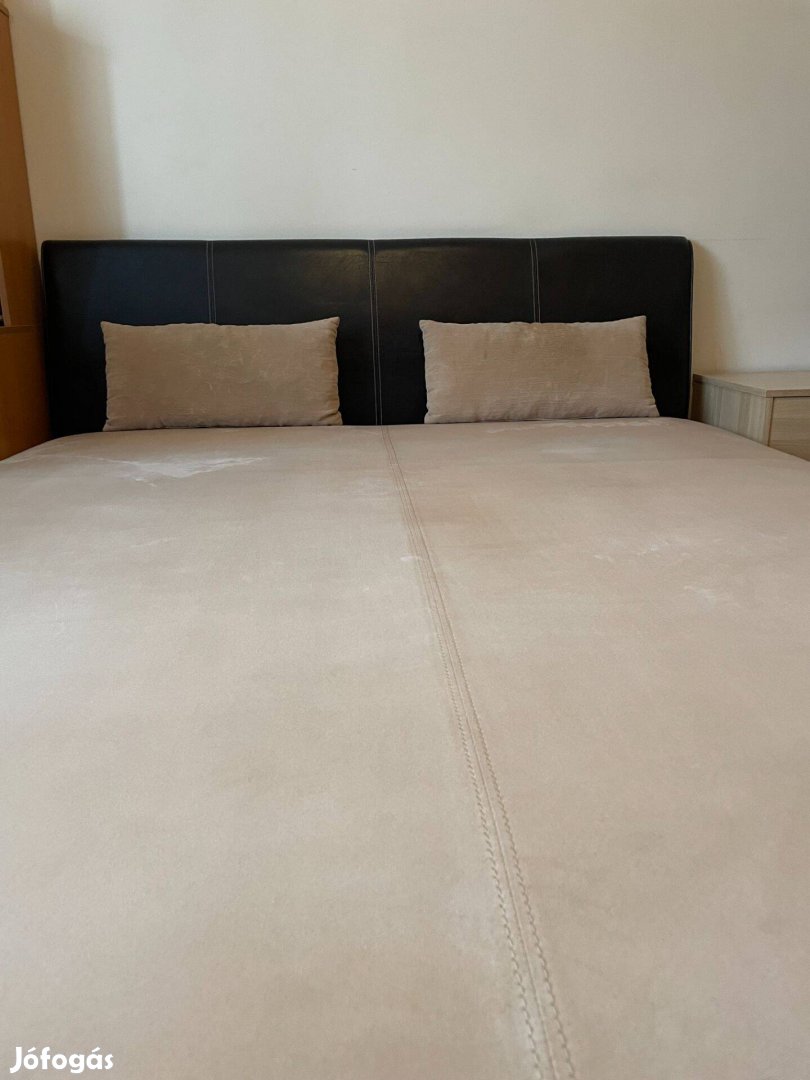 Franciaágy eladó, ágyneműtartós