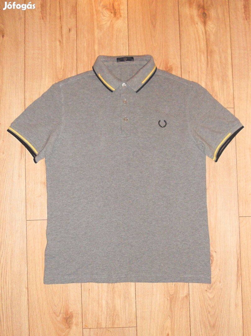Fred Perry szürke galléros póló (S-es)
