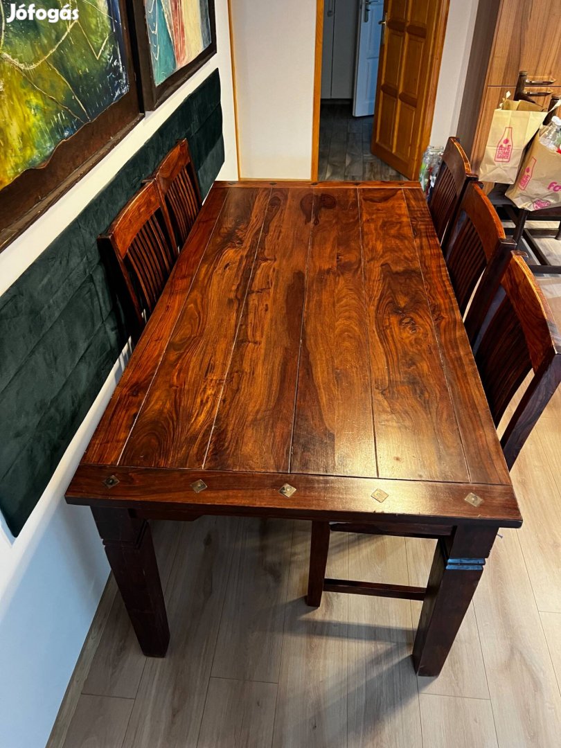 Fredericia étkezőasztal székekkel