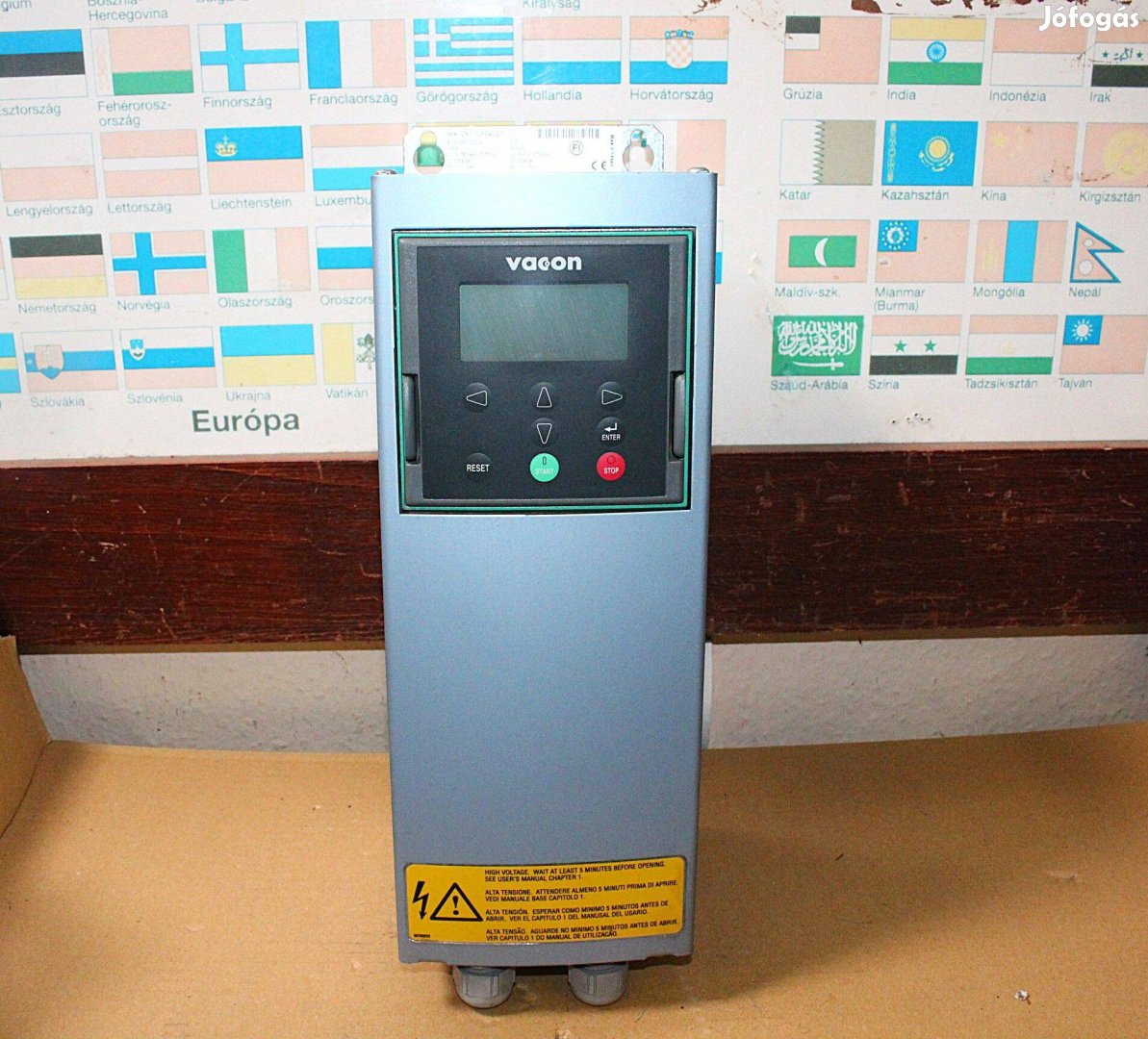 Frekvenciaváltó inverter 1,1kw Vacon 7296