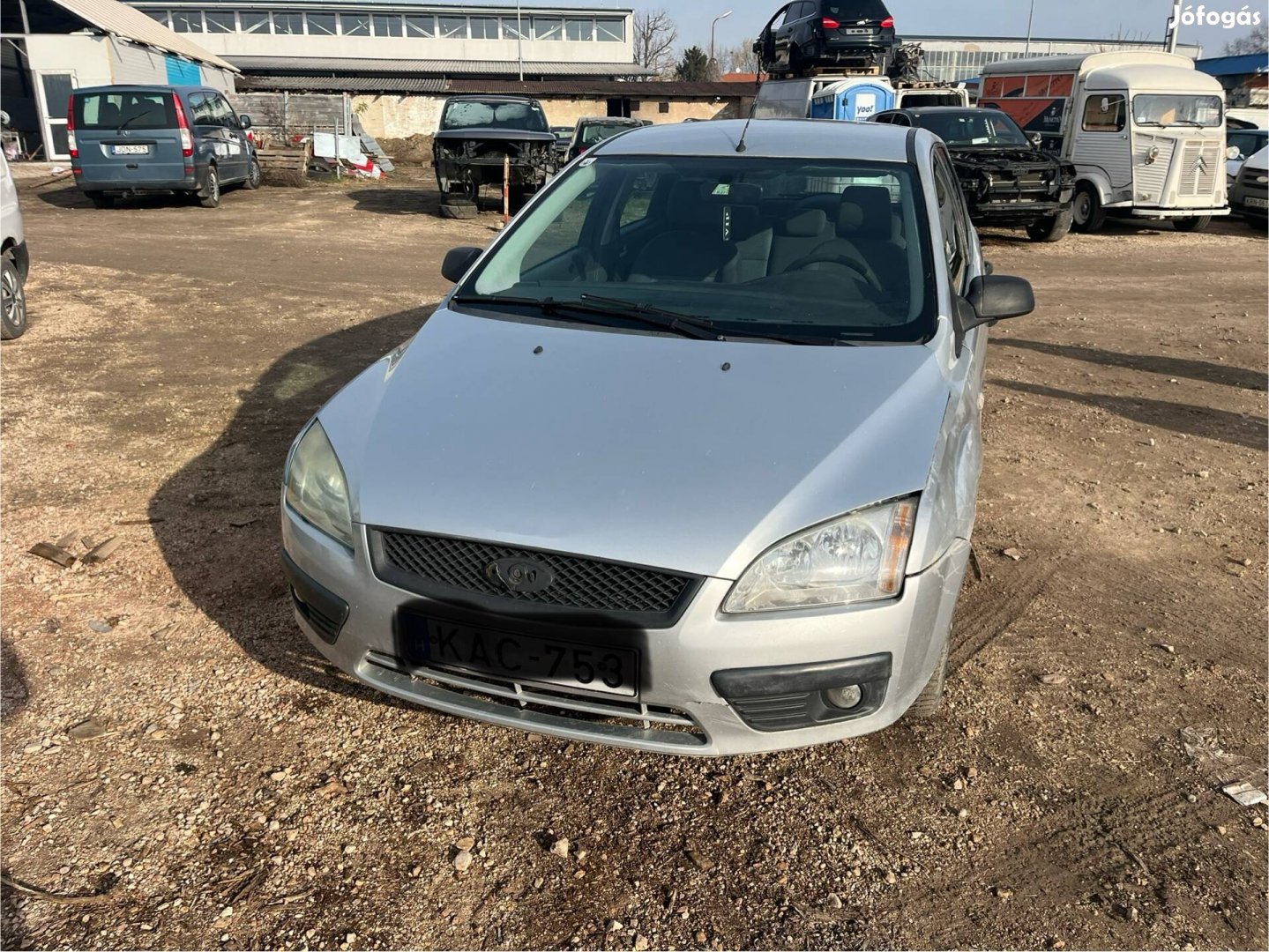 Friss Ford Focus mk2 1.6 benzin alkatreszei