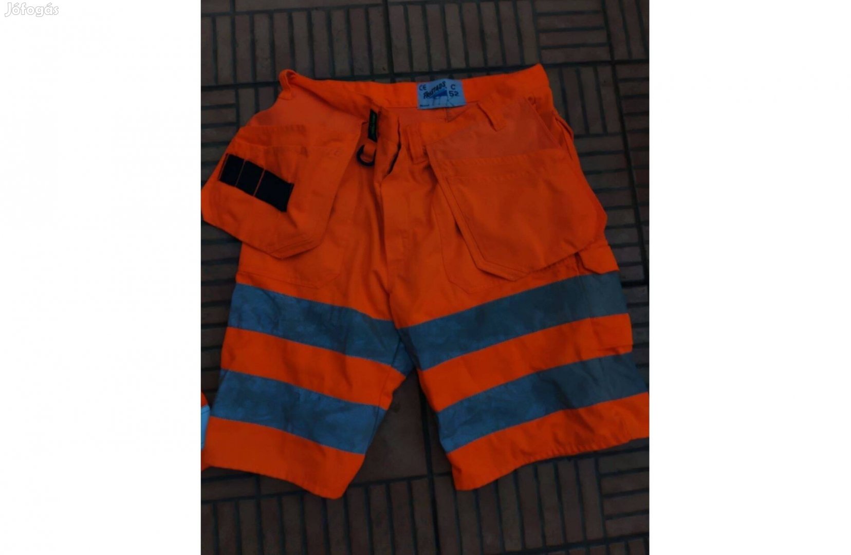 Fristads lengőzsebes munkás nadrág láthatósági rövidnadrág 52 M L