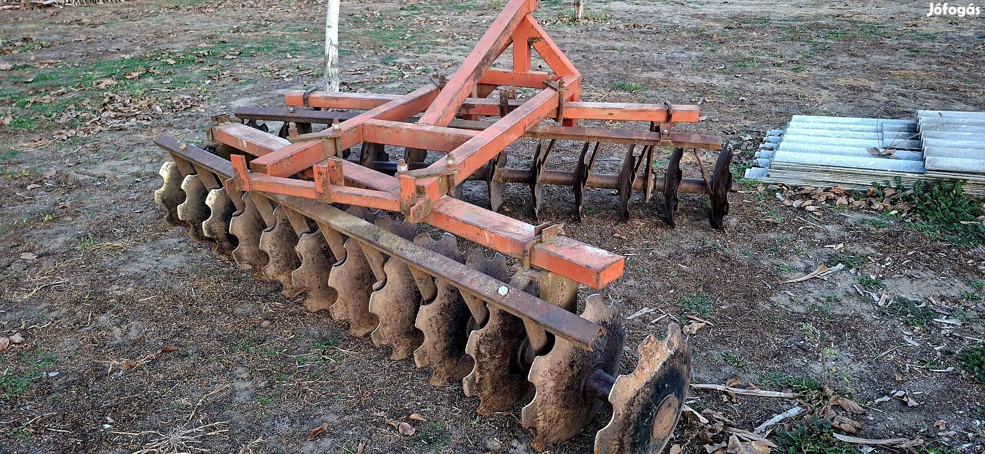 Függesztett 2x12 leveles tárcsa 