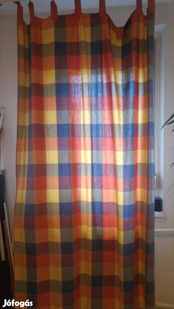 Függöny, sötétítő, 1 darab, nagy méret, egyik fele kopottabb
