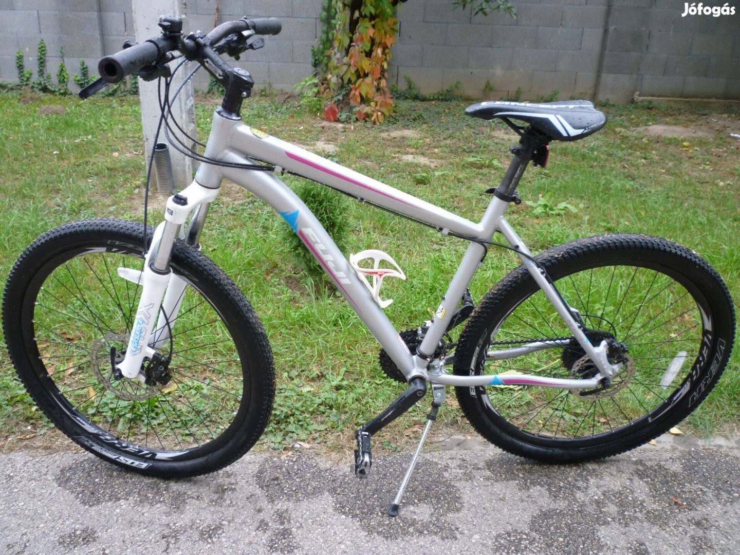 Fuji 26-os alu oilo tárcsafékes újszerű kerékpár