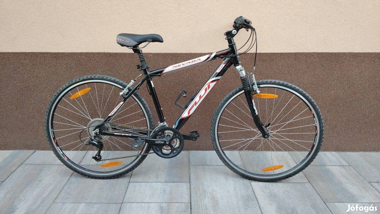 Fuji 28-os aluvázas, teleszkópos, cross trekking kerékpár