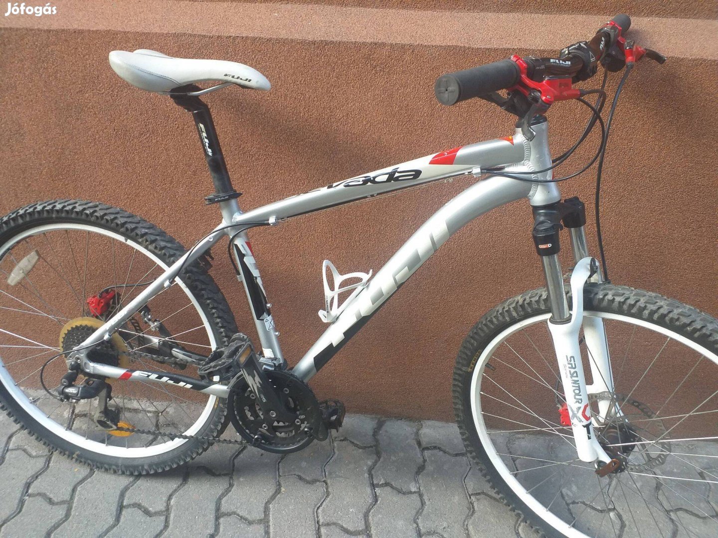 Fuji Nevada 3.0 hidraulikus tárcsafék alumínium kerékpár , bicikli