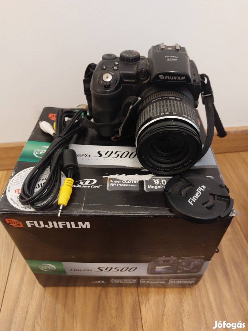 Fuji S9500 fényképezőgép