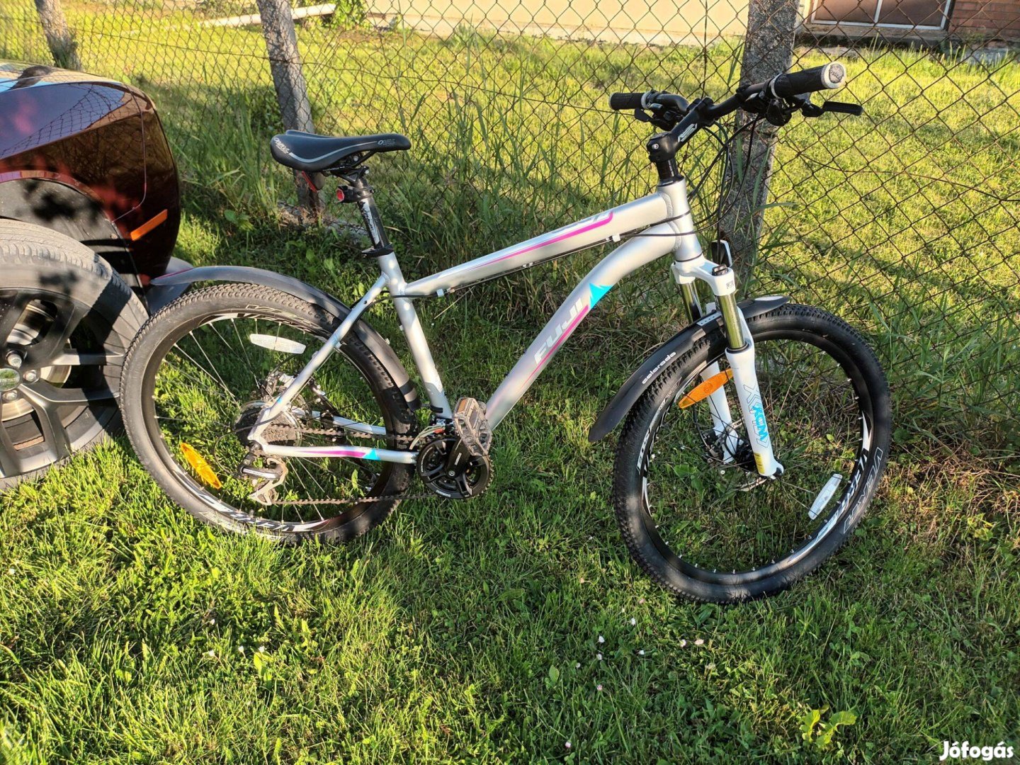 Fuji hegyikerékpár olaj fékes, elől hátul tárcsafékkel,