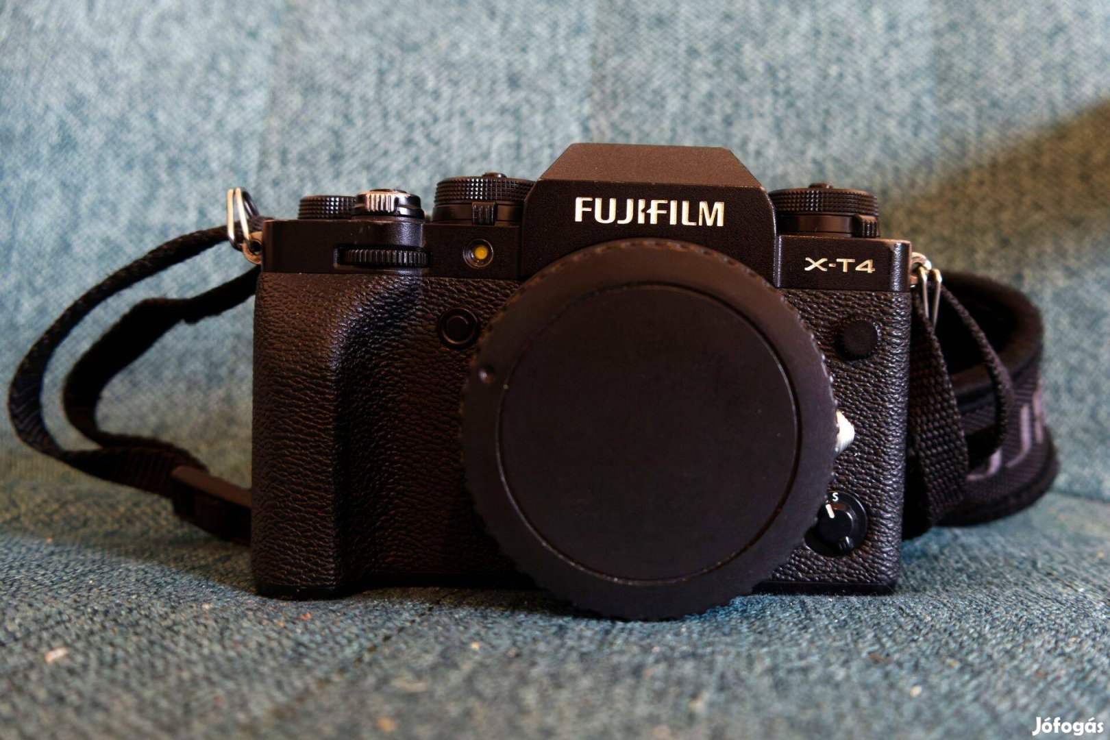 Fujifilm XT-4 MILC fényképezőgép eredeti akksival