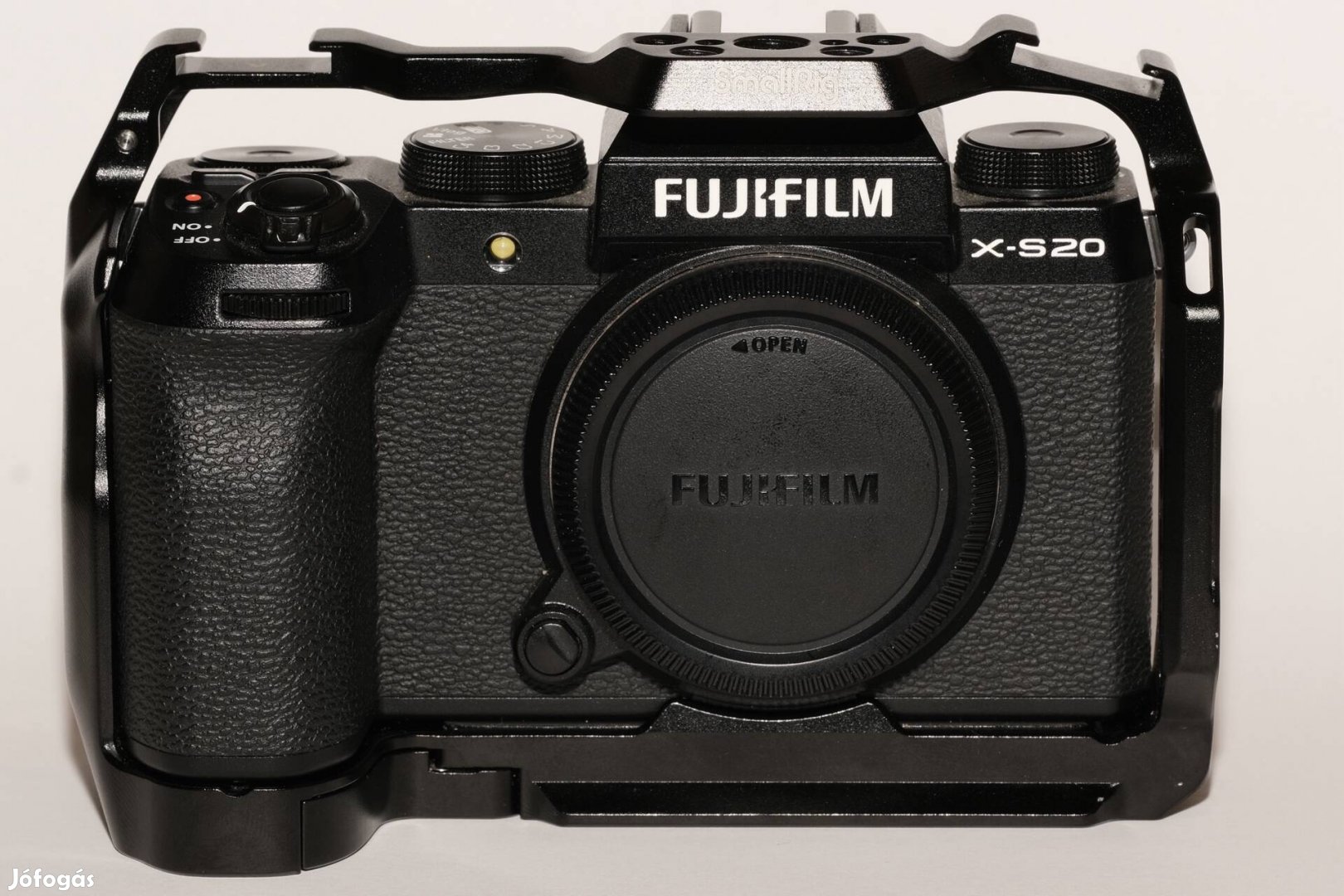 Fujifilm X-S20 + Kiegészítők + Garancia