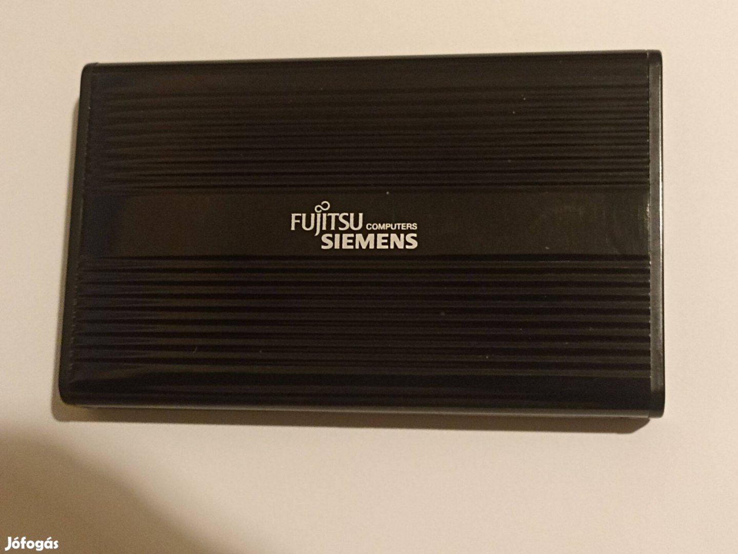 Fujisu Siemens 2.5" SSD, HDD tok