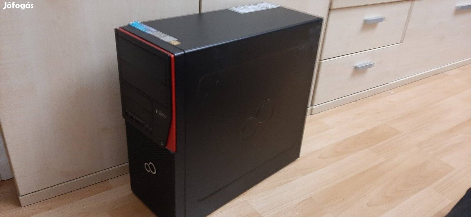 Fujitsu Esprimo P720 PC