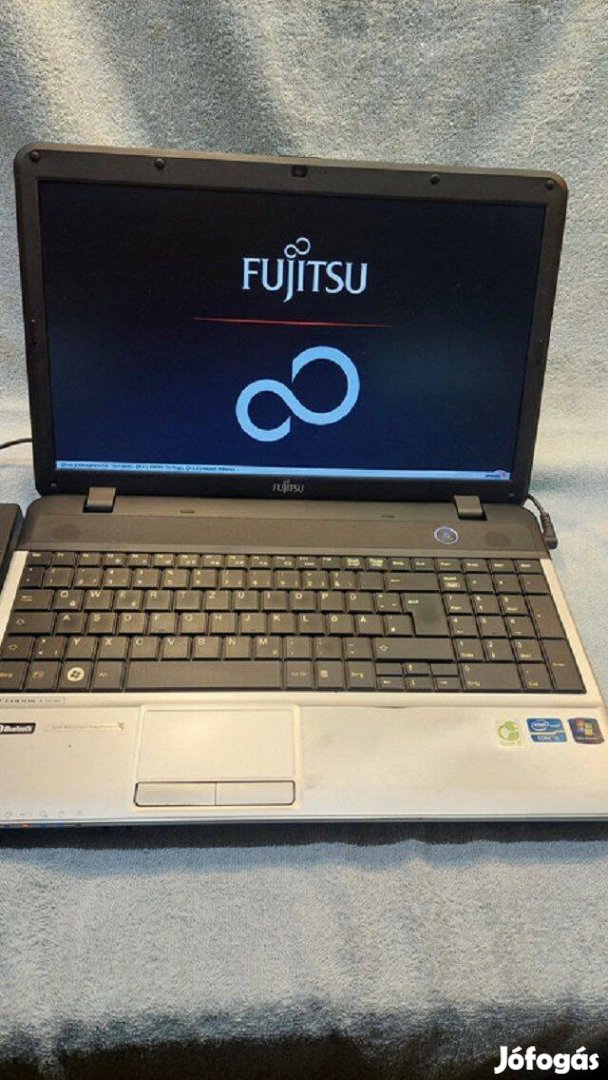 Fujitsu Lifebook A531 i5 4gb ram