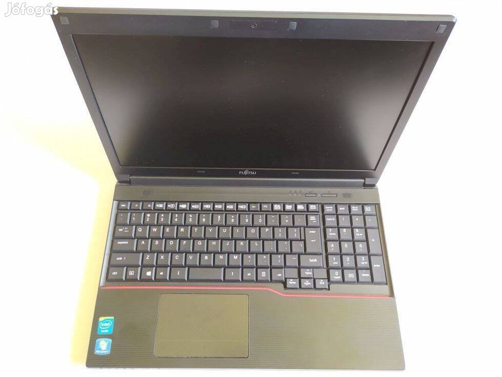 Fujitsu Lifebook A553 15,6" LED WIFI Webcam laptop garanciával