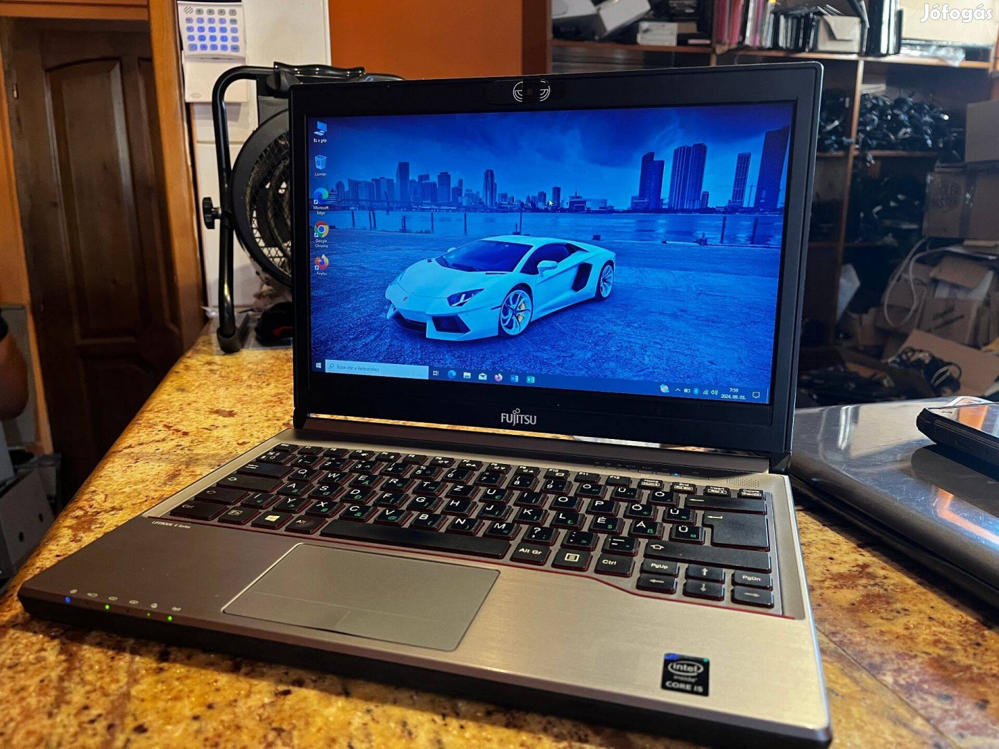 Fujitsu Lifebook E734