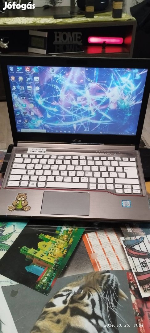 Fujitsu Lifebook E736 laptop 