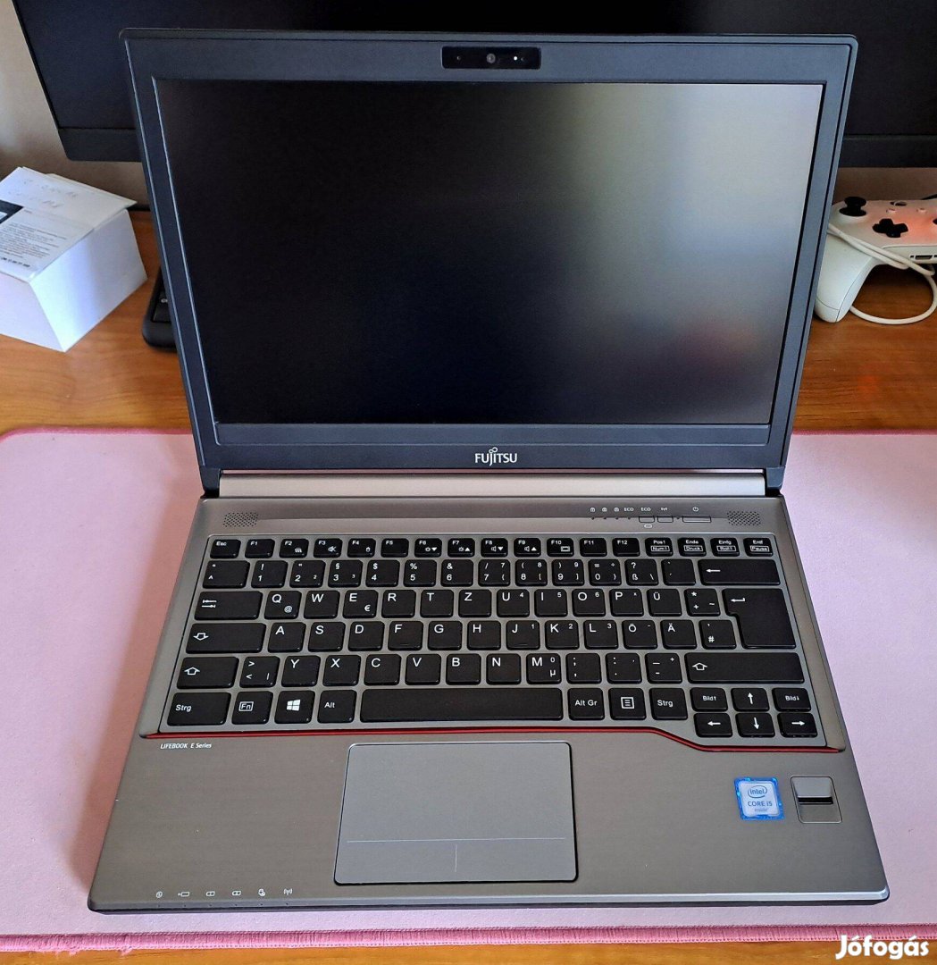 Fujitsu Lifebook E736 ultrabook eladó