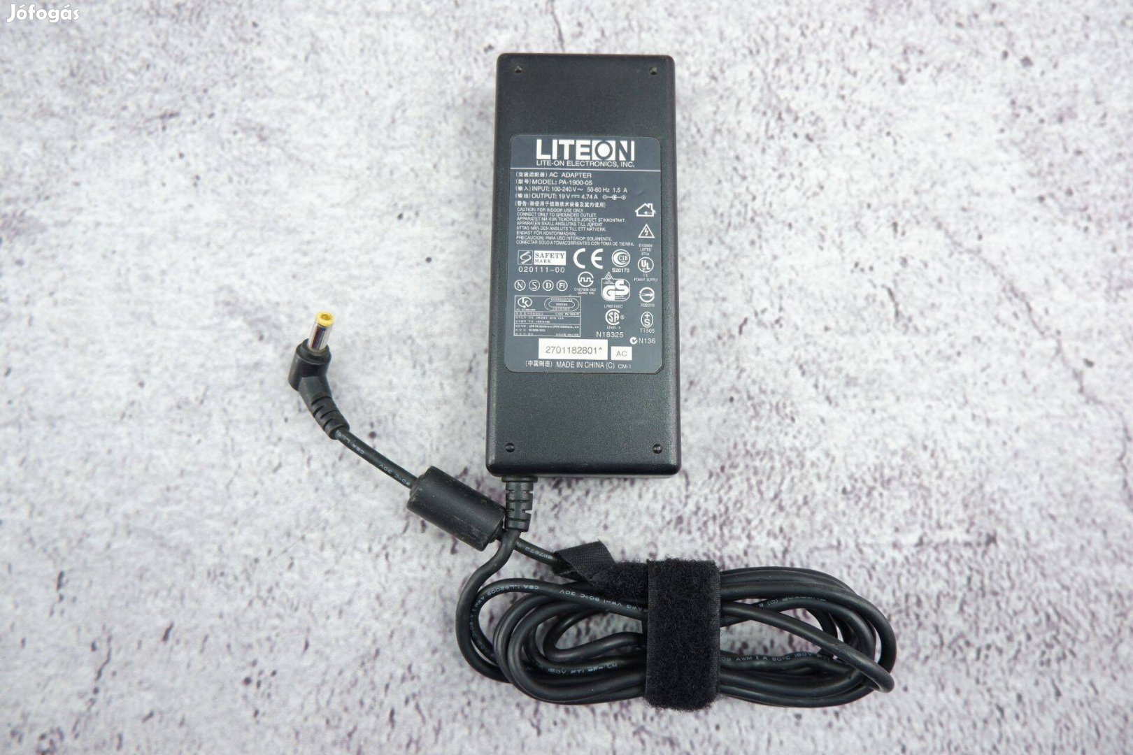 Fujitsu Liteon laptop töltő 19V 4.74A hibás PA-1900-05