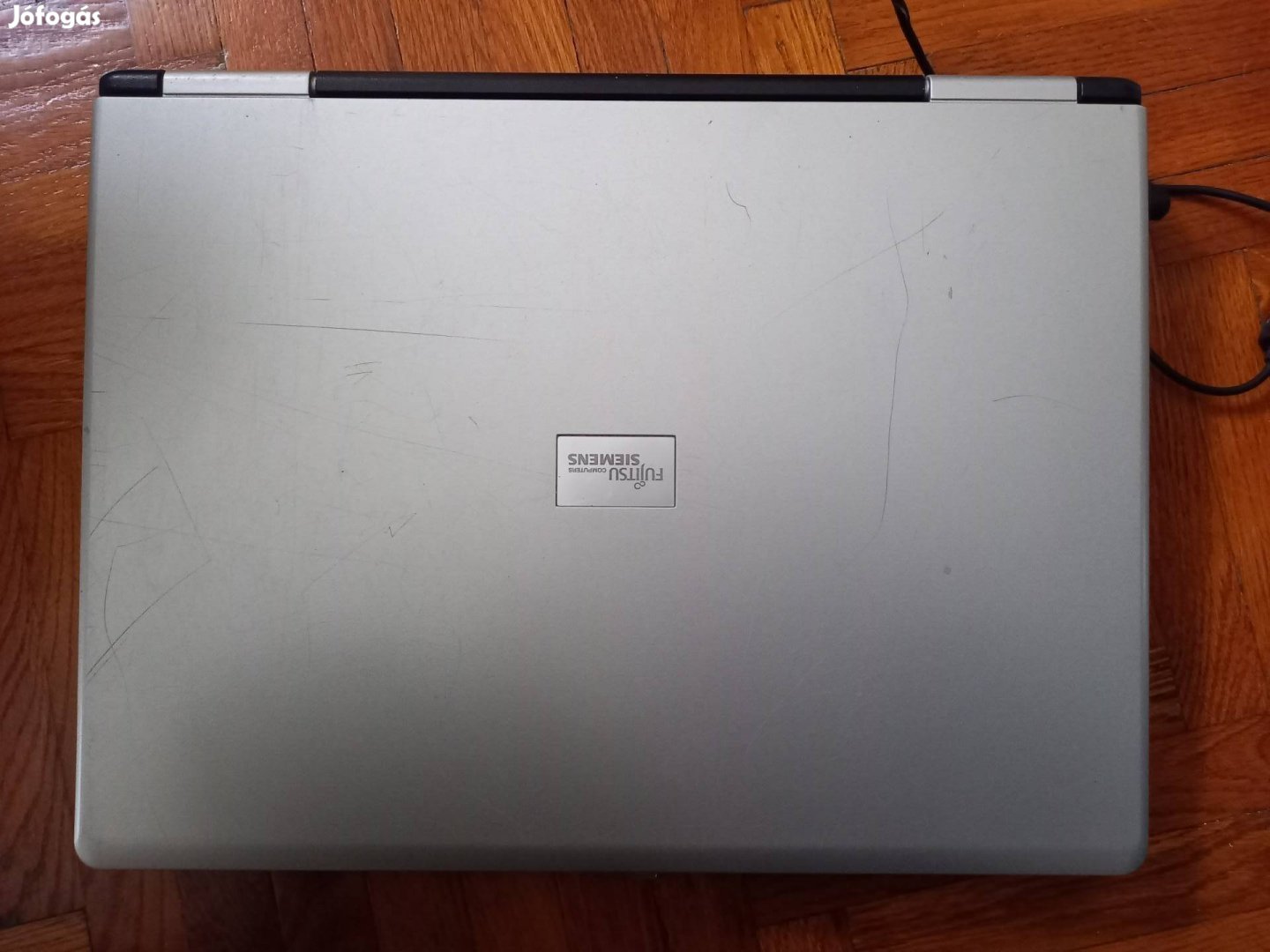 Fujitsu Siemens Amilo Li 1705 laptop egyben alkatrésznek