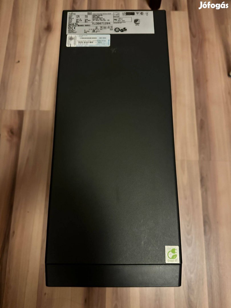 Fujitsu-Siemens Esprimo P700 E85+