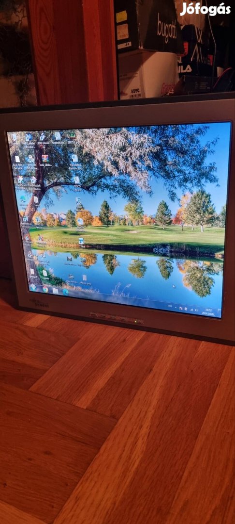 Fujitsu siemens 17"LCD monitor 